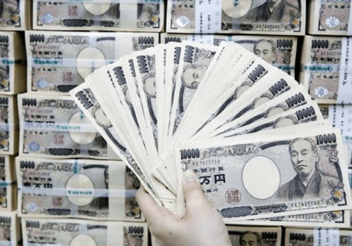 All about the experience of exchanging Japanese Yen for Trainees