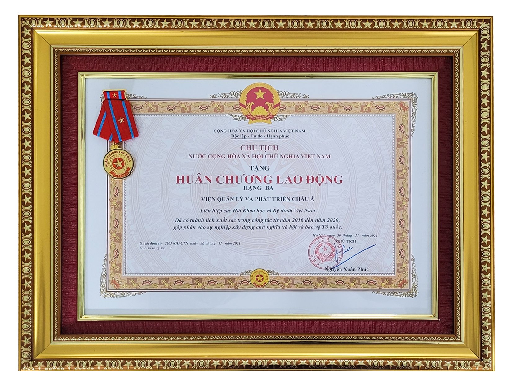 medal-02